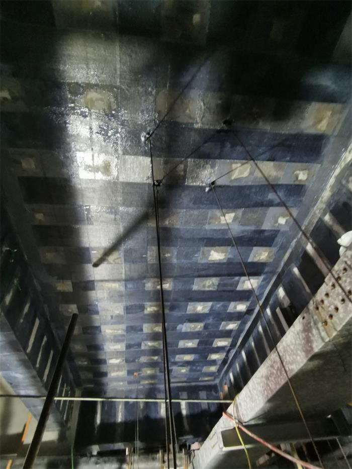 碳纤维加固